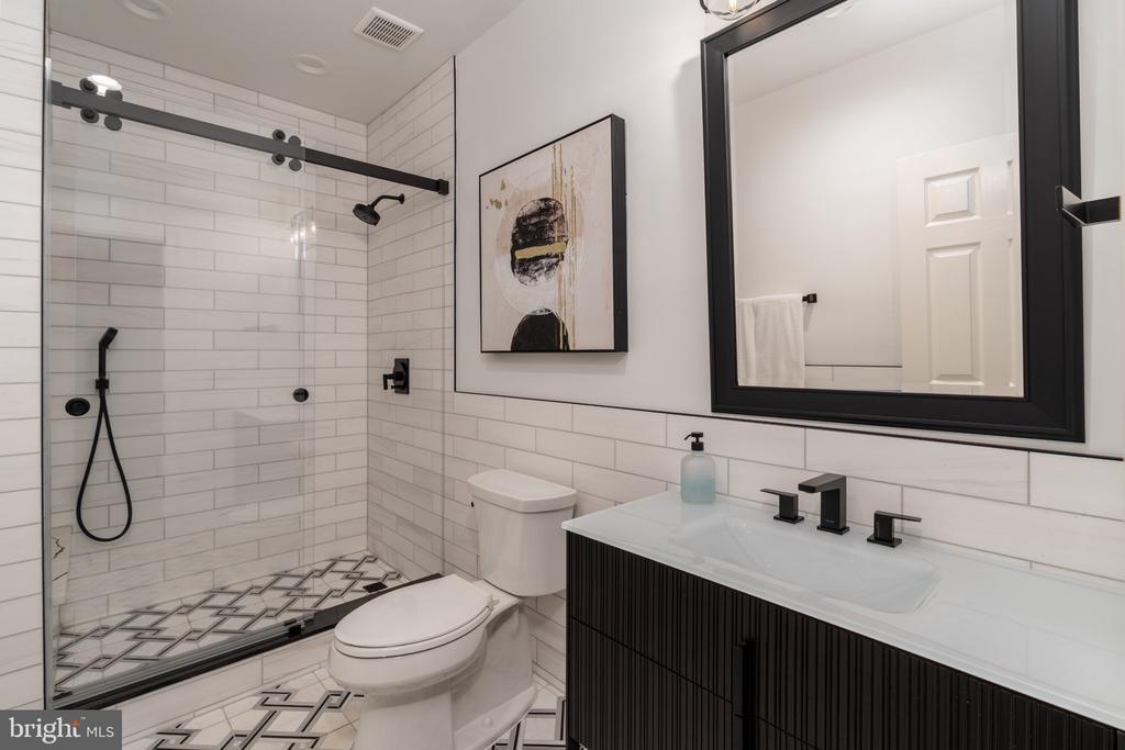 20275 WATER MARK PLACE