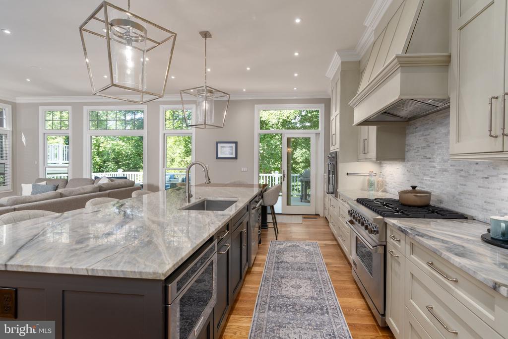 20275 WATER MARK PLACE