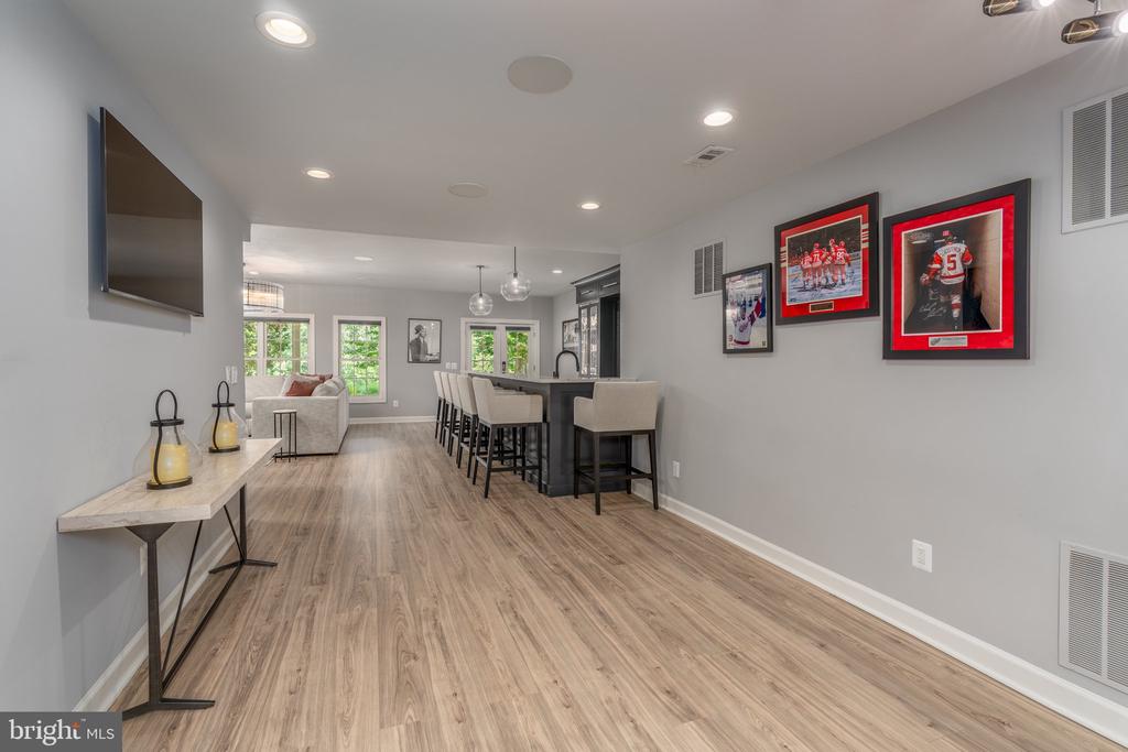20275 WATER MARK PLACE