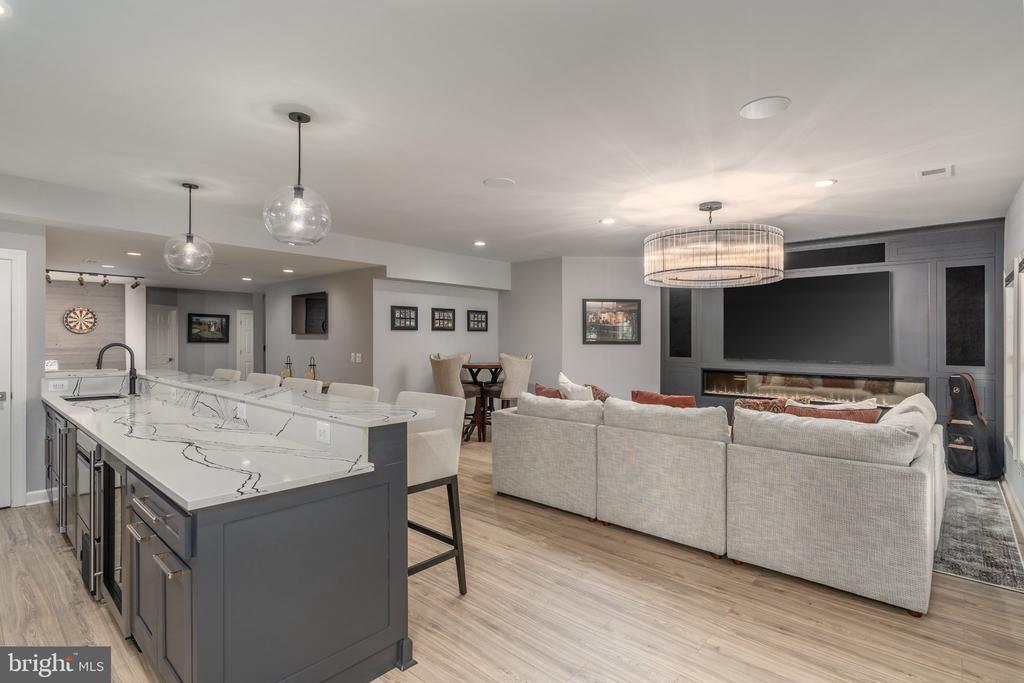 20275 WATER MARK PLACE