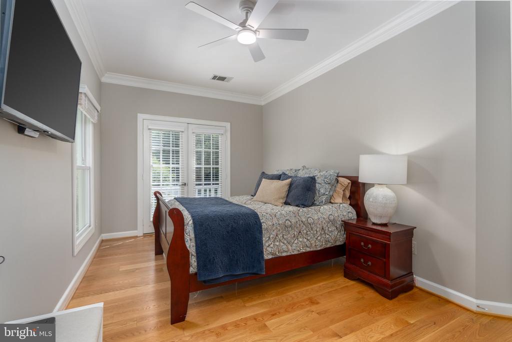 20275 WATER MARK PLACE