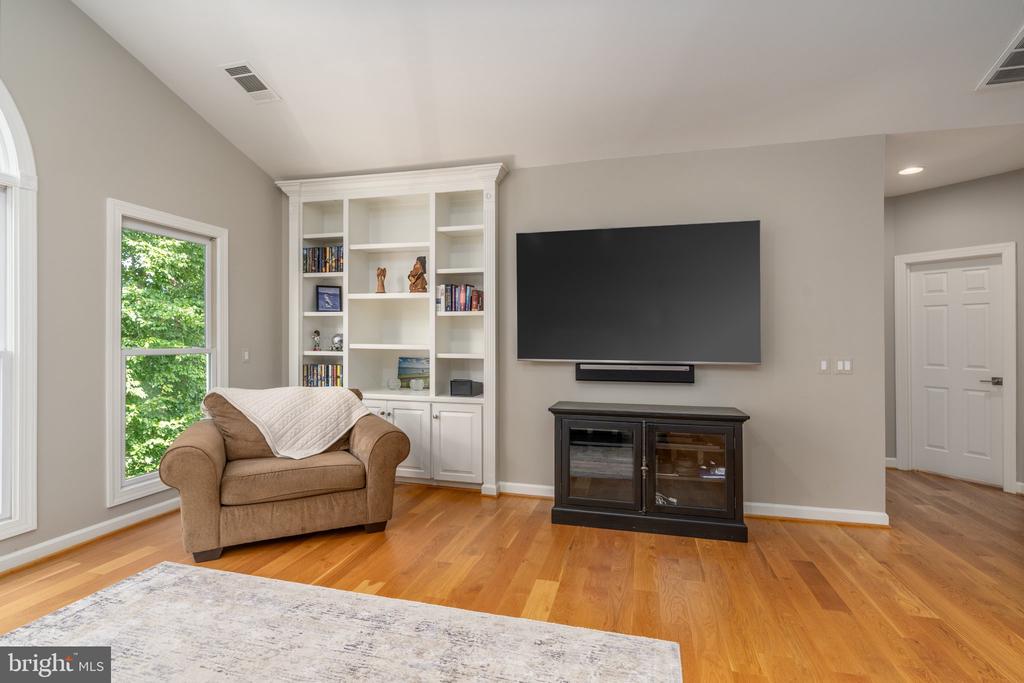 20275 WATER MARK PLACE