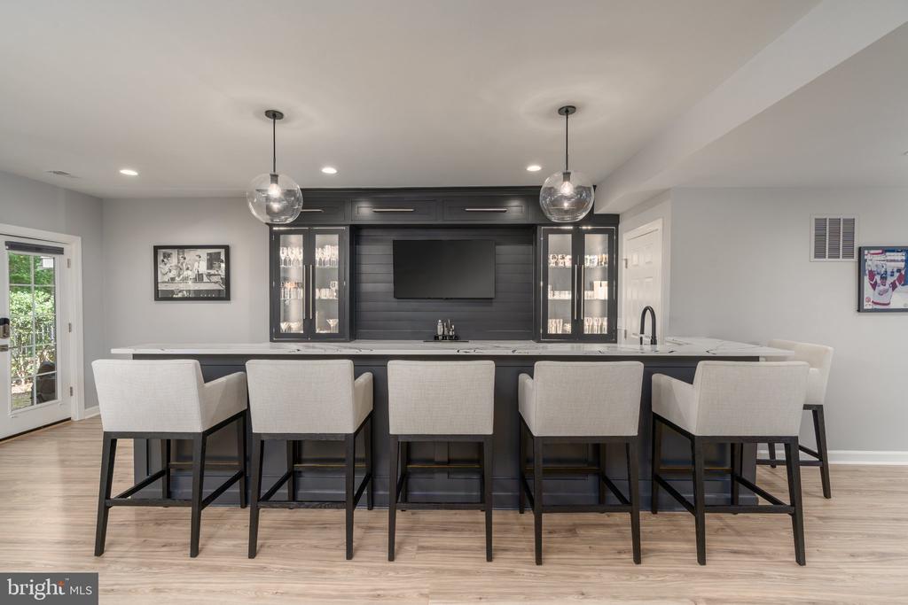20275 WATER MARK PLACE