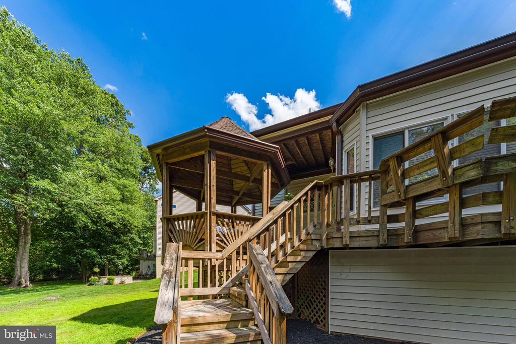 14 STAFFORD COURT