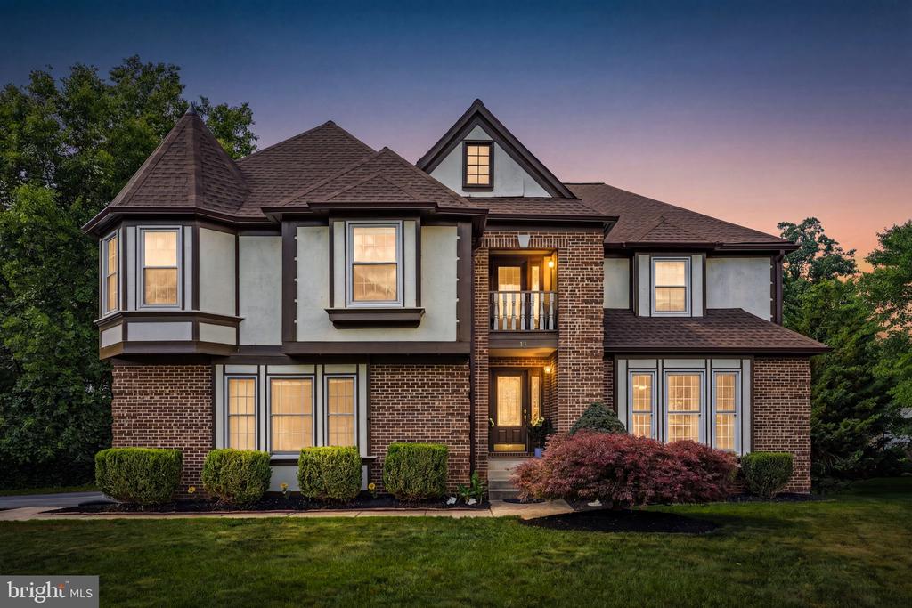 14 STAFFORD COURT
