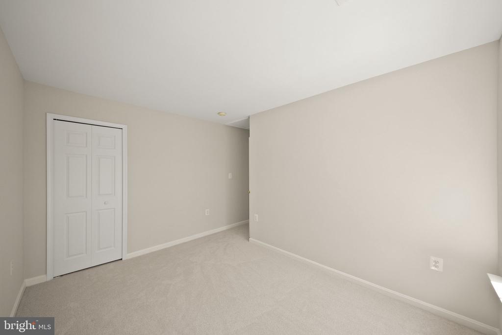 510 SPARKLEBERRY TERRACE NE