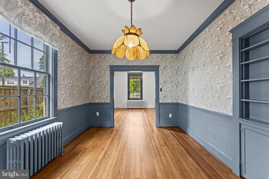 107 WALNUT