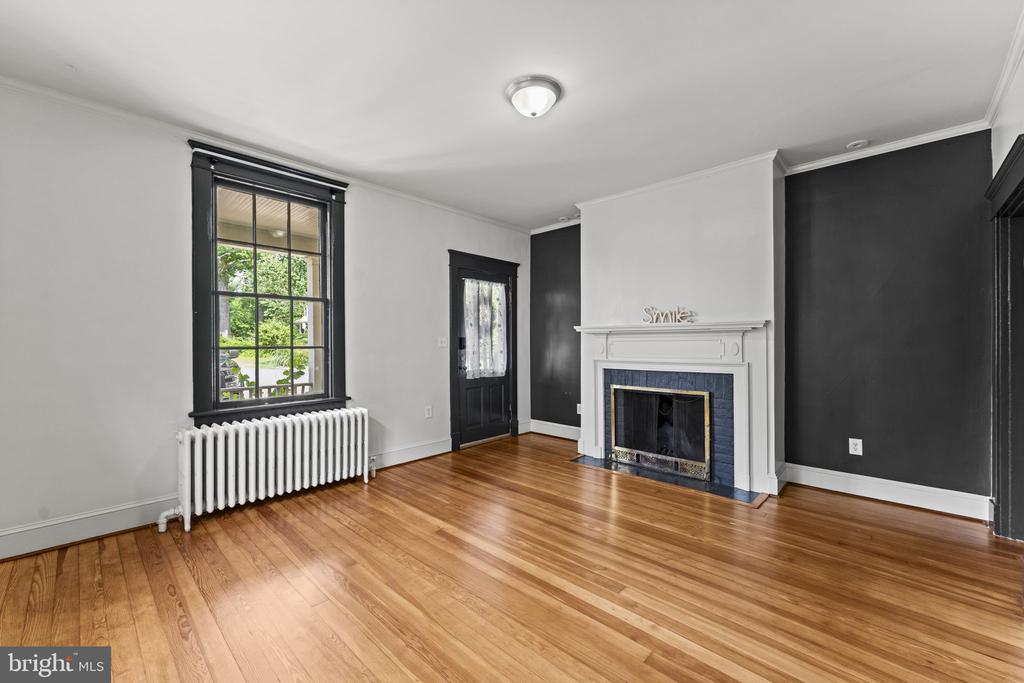 107 WALNUT