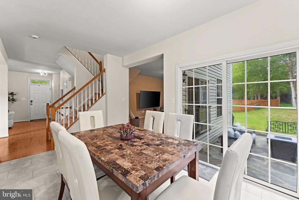 18240 OAK LAKE COURT