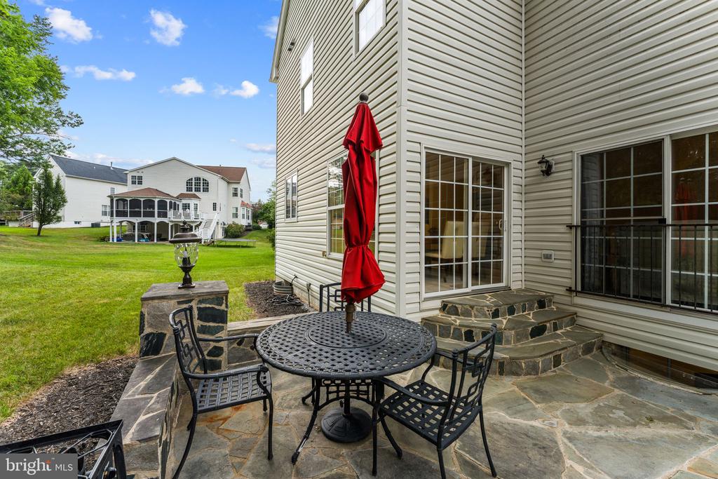 18240 OAK LAKE COURT