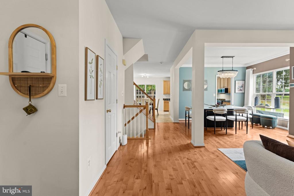 18240 OAK LAKE COURT