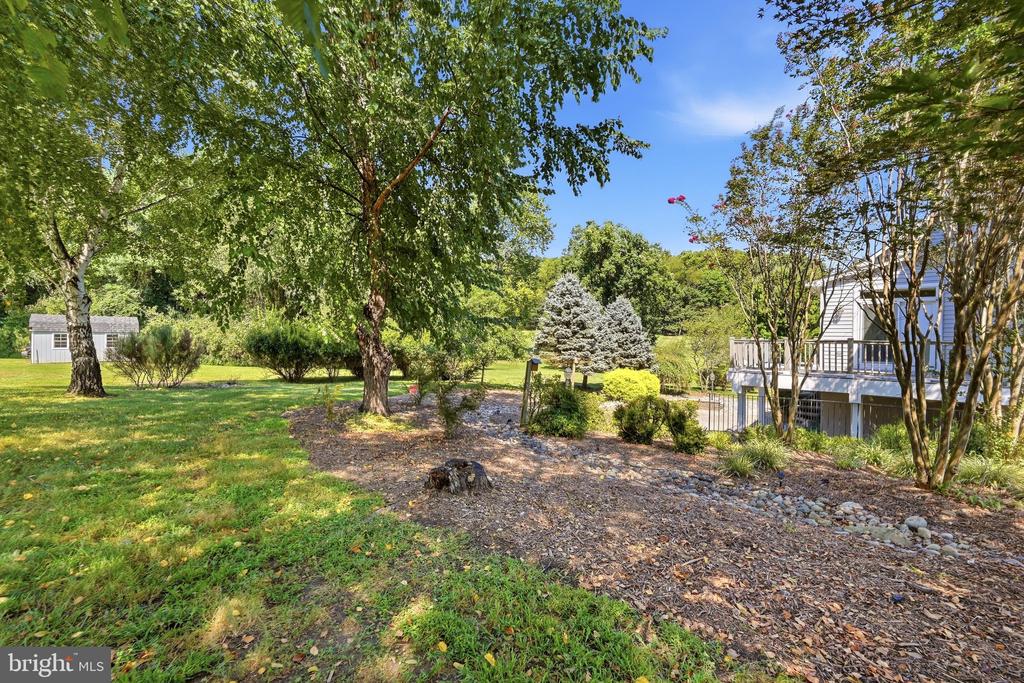 42012 GLYNN TARRA PLACE