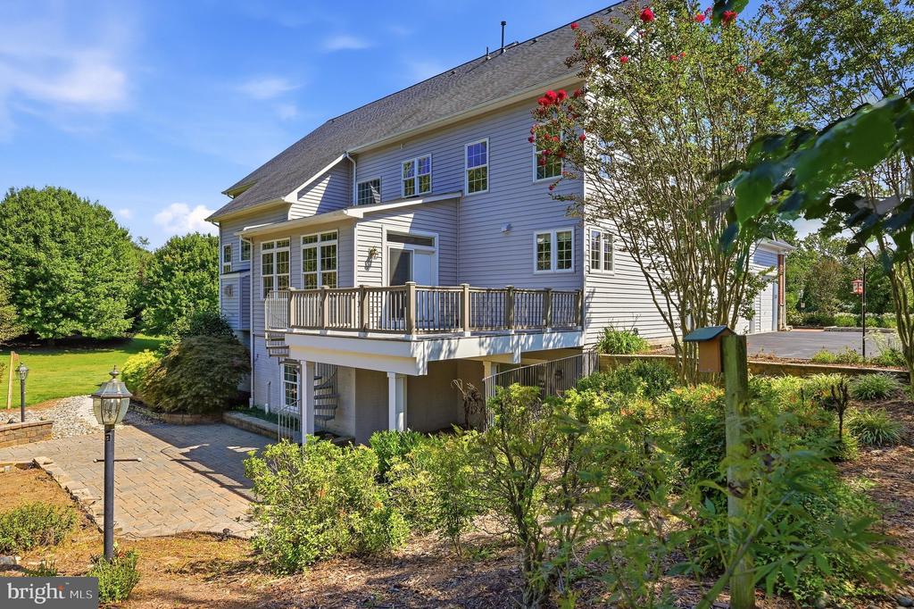 42012 GLYNN TARRA PLACE