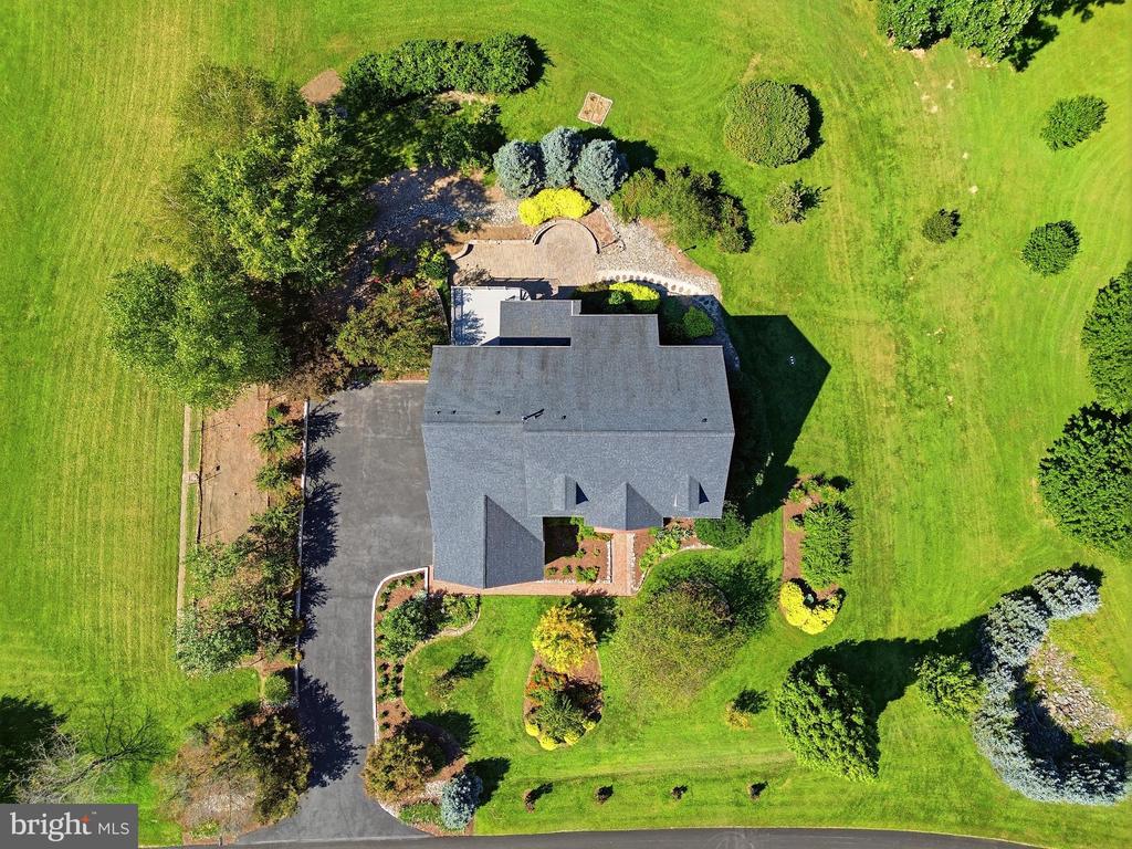 42012 GLYNN TARRA PLACE
