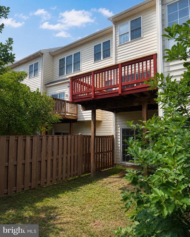 42704 SANDMAN TERRACE