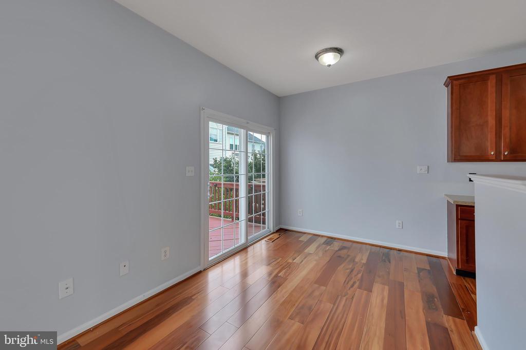 42704 SANDMAN TERRACE