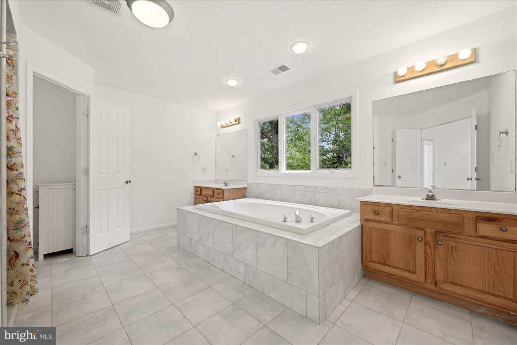 13732 HARPERS FERRY ROAD