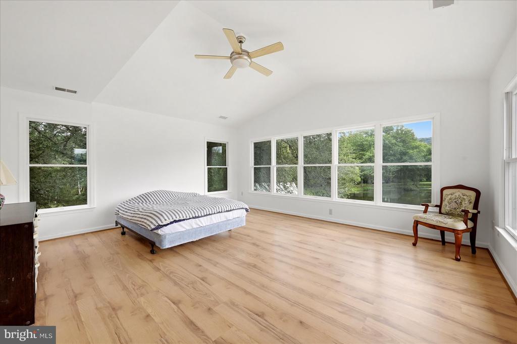 13732 HARPERS FERRY ROAD