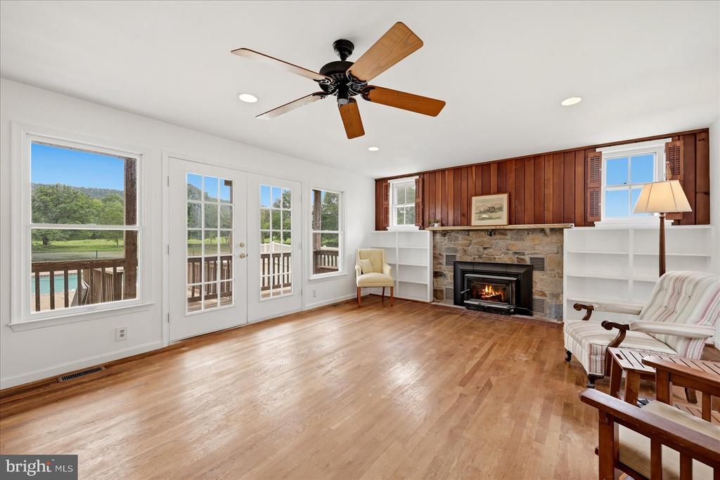 13732 HARPERS FERRY ROAD