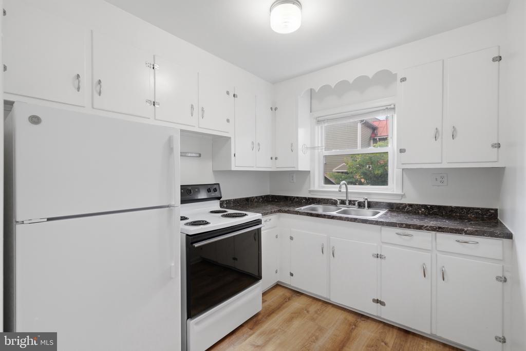 130 S 29TH STREET S Unit: 1