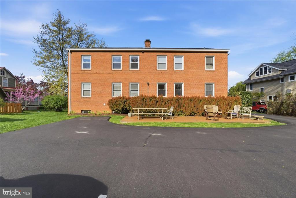 130 S 29TH STREET Unit: 2
