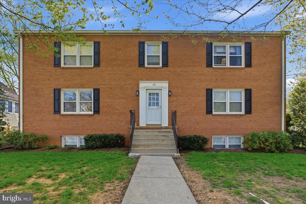 130 S 29TH STREET Unit: 2