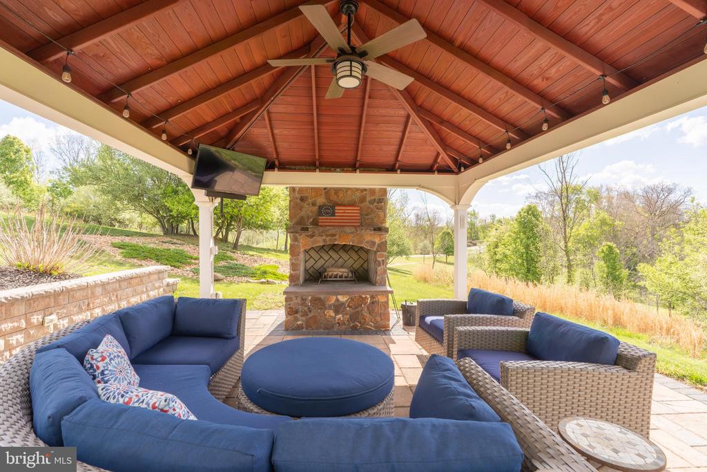 39803 CHARLES HENRY PLACE