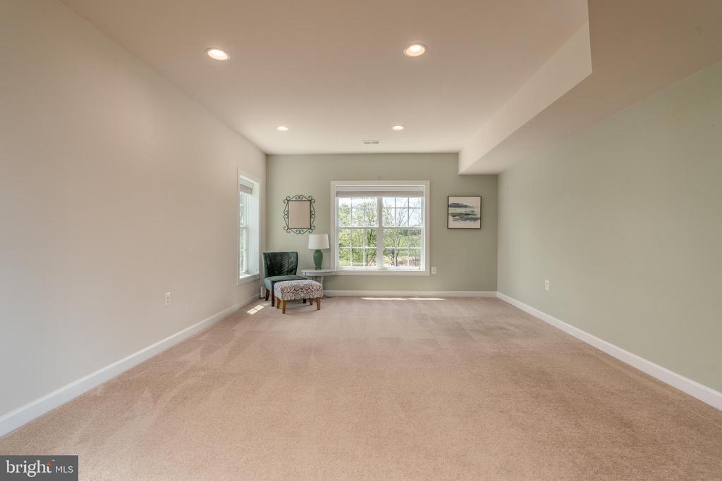 39803 CHARLES HENRY PLACE