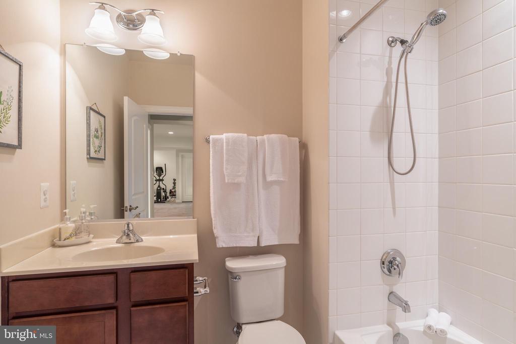 39803 CHARLES HENRY PLACE