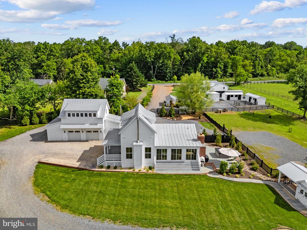 35321 SNAKE HILL ROAD