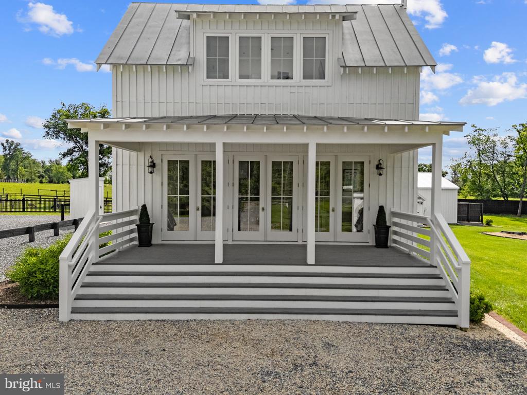 35321 SNAKE HILL ROAD