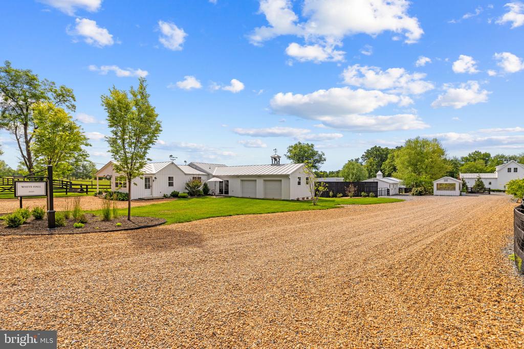 35321 SNAKE HILL ROAD