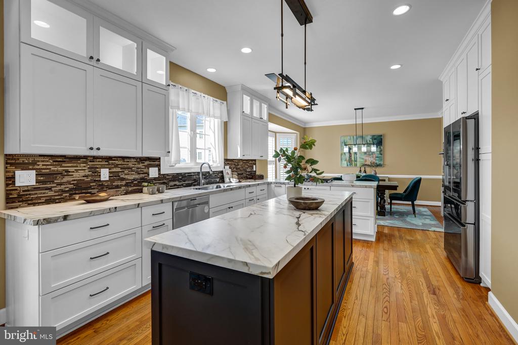 45917 PULLMAN COURT