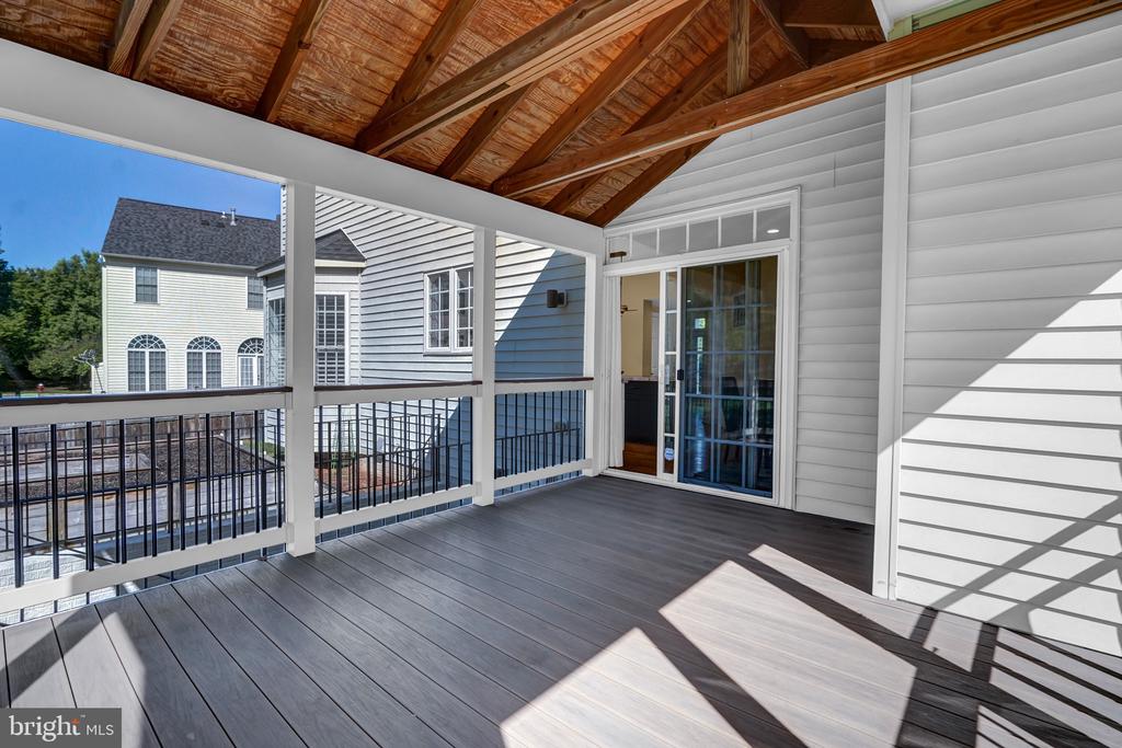45917 PULLMAN COURT