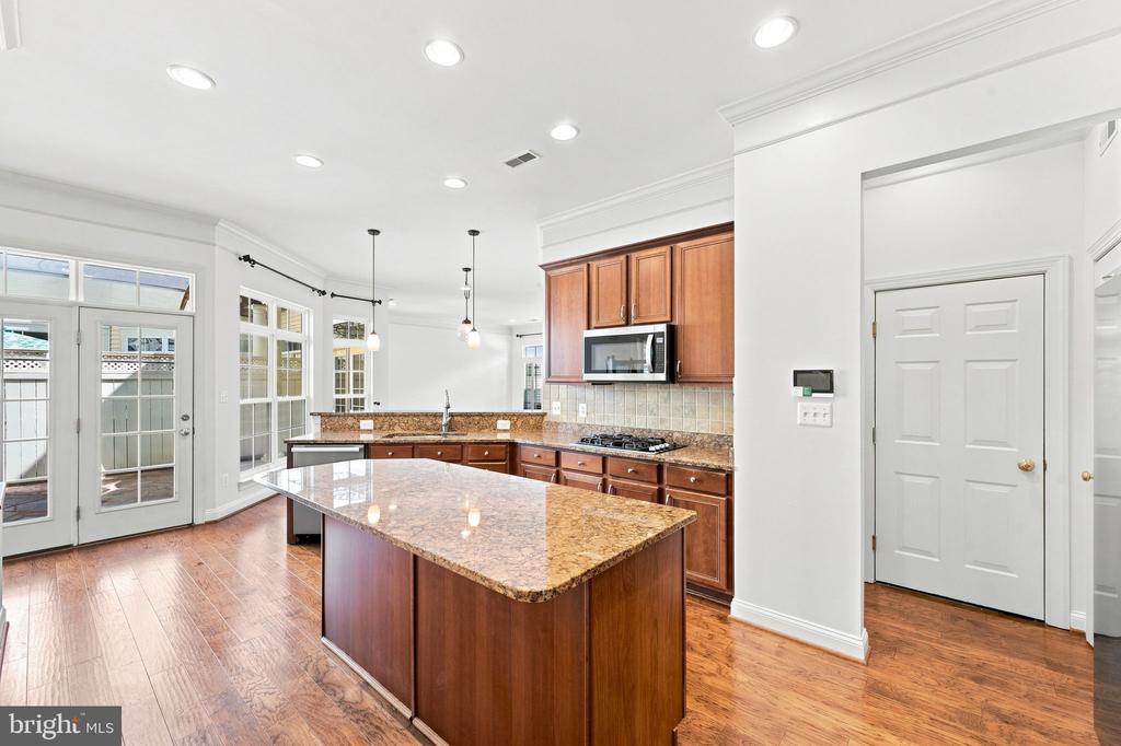 42717 EXPLORER DRIVE