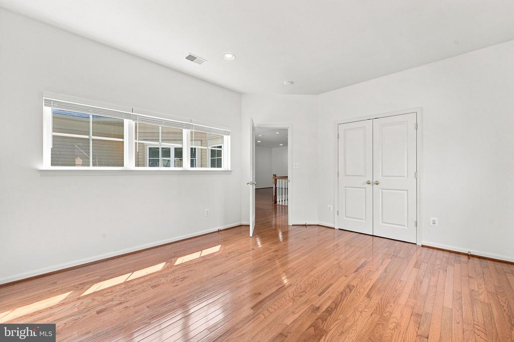 42717 EXPLORER DRIVE