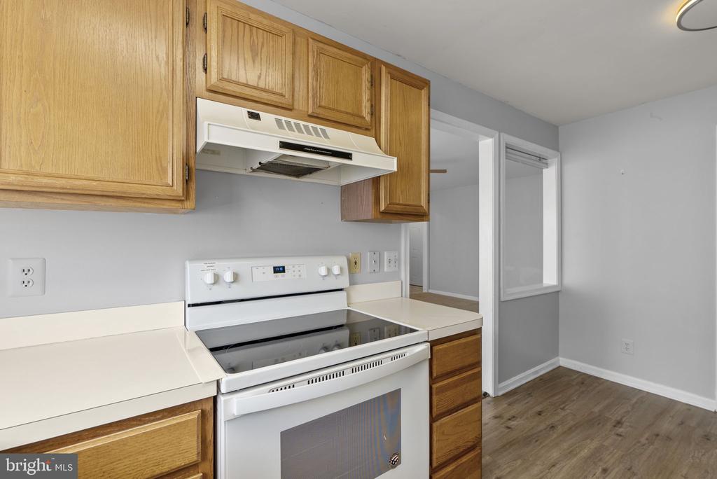 1124 HUNTMASTER TERRACE NE Unit: 201