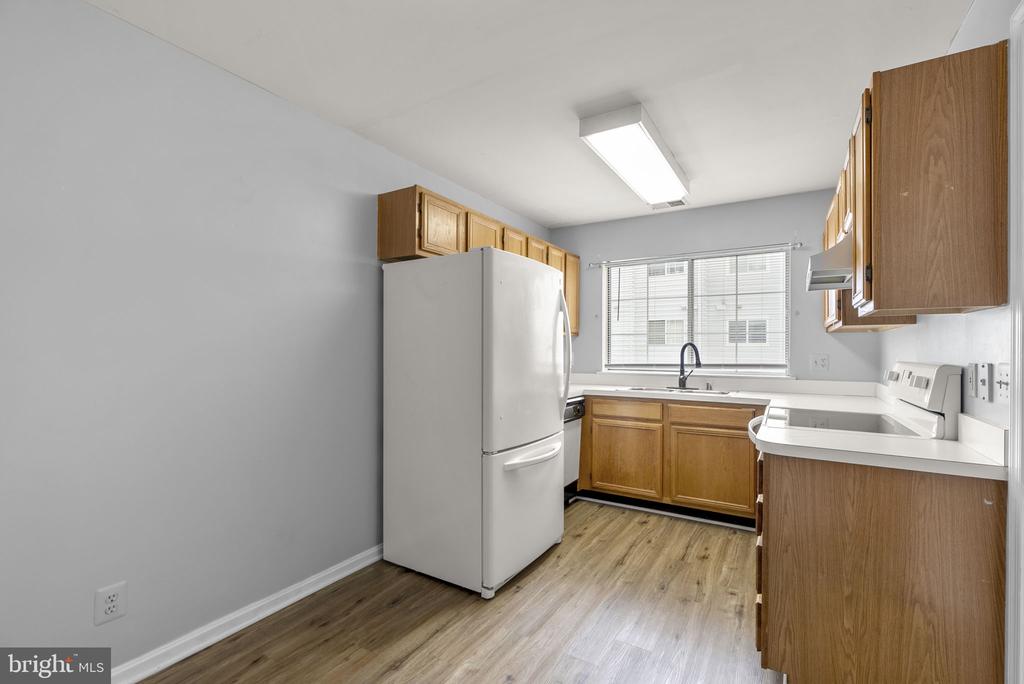 1124 HUNTMASTER TERRACE NE Unit: 201