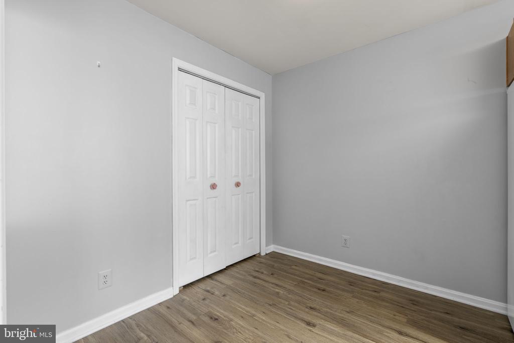 1124 HUNTMASTER TERRACE NE Unit: 201