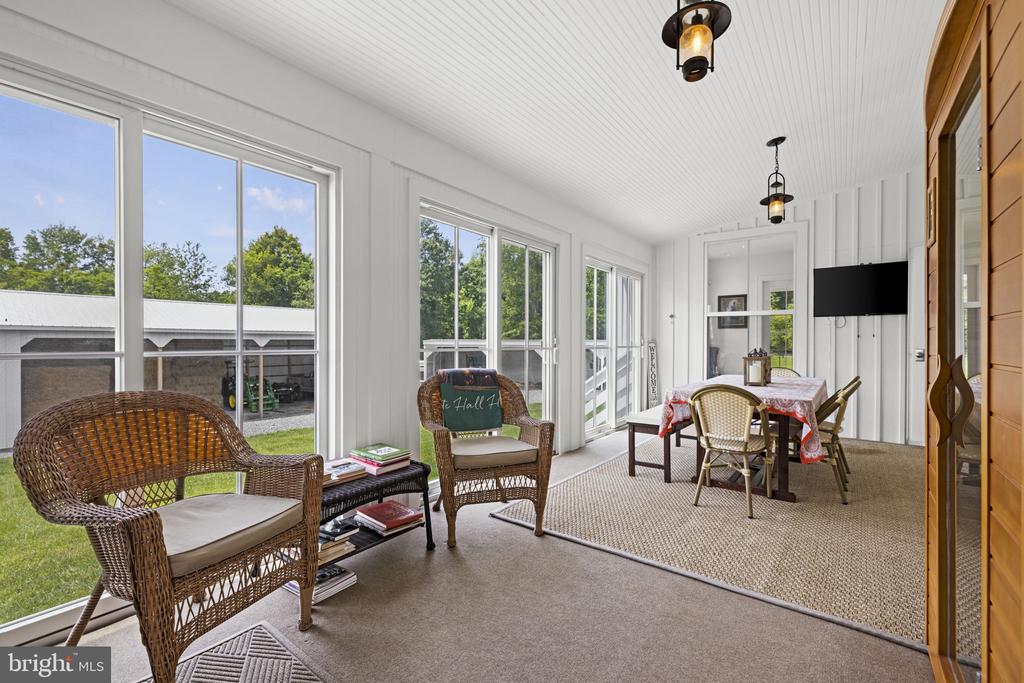 35321 SNAKE HILL ROAD