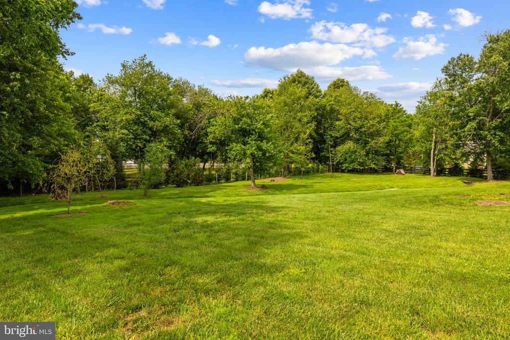 35321 SNAKE HILL ROAD