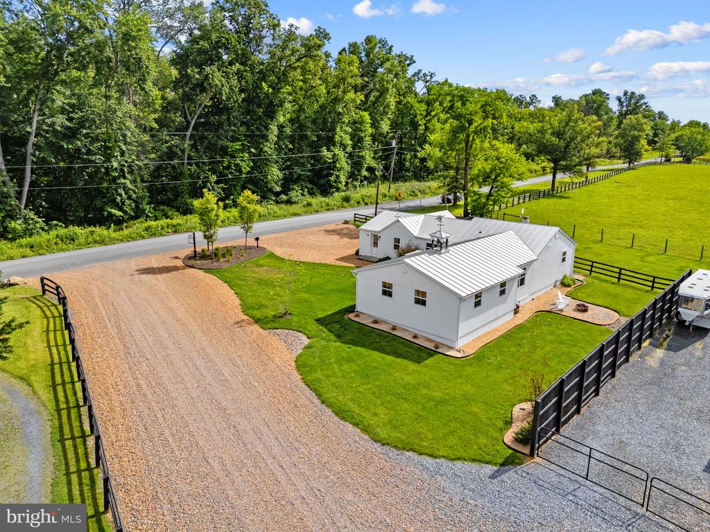 35327 SNAKE HILL ROAD