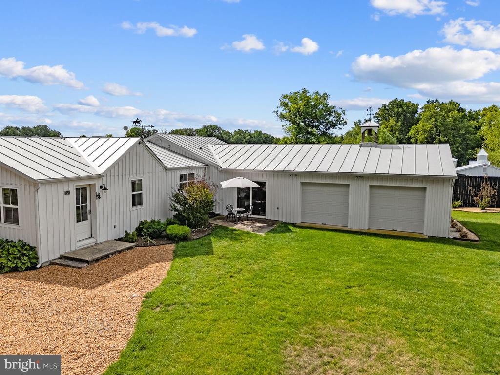 35327 SNAKE HILL ROAD