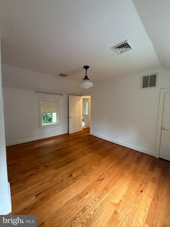 33709 CLIFTON FARM LANE