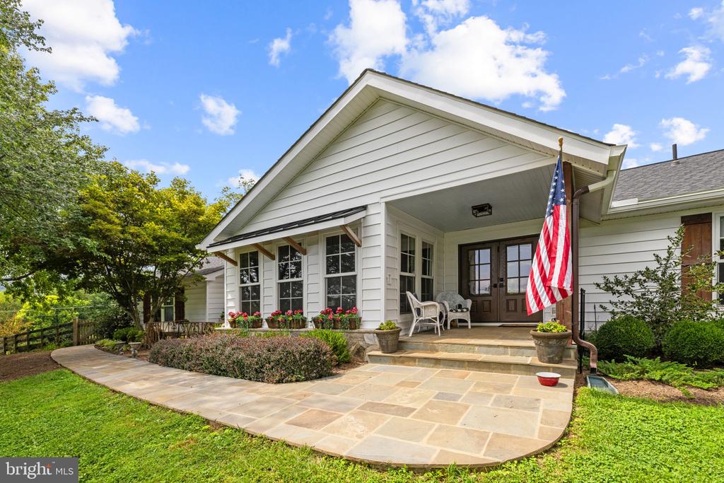 34994 WILLIAMS GAP ROAD