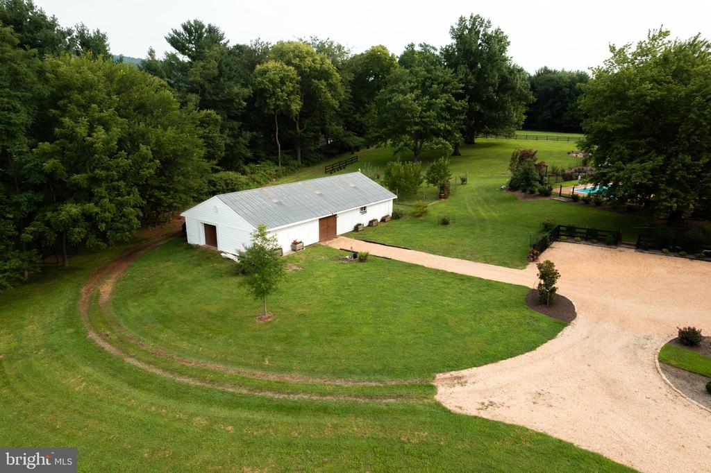 34994 WILLIAMS GAP ROAD