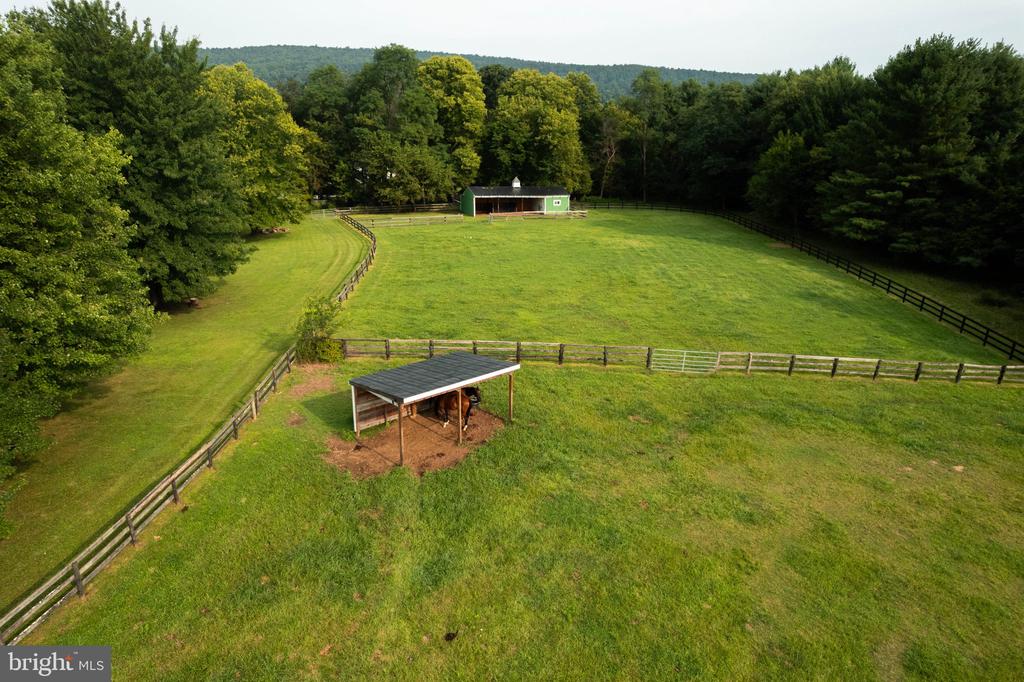 34994 WILLIAMS GAP ROAD