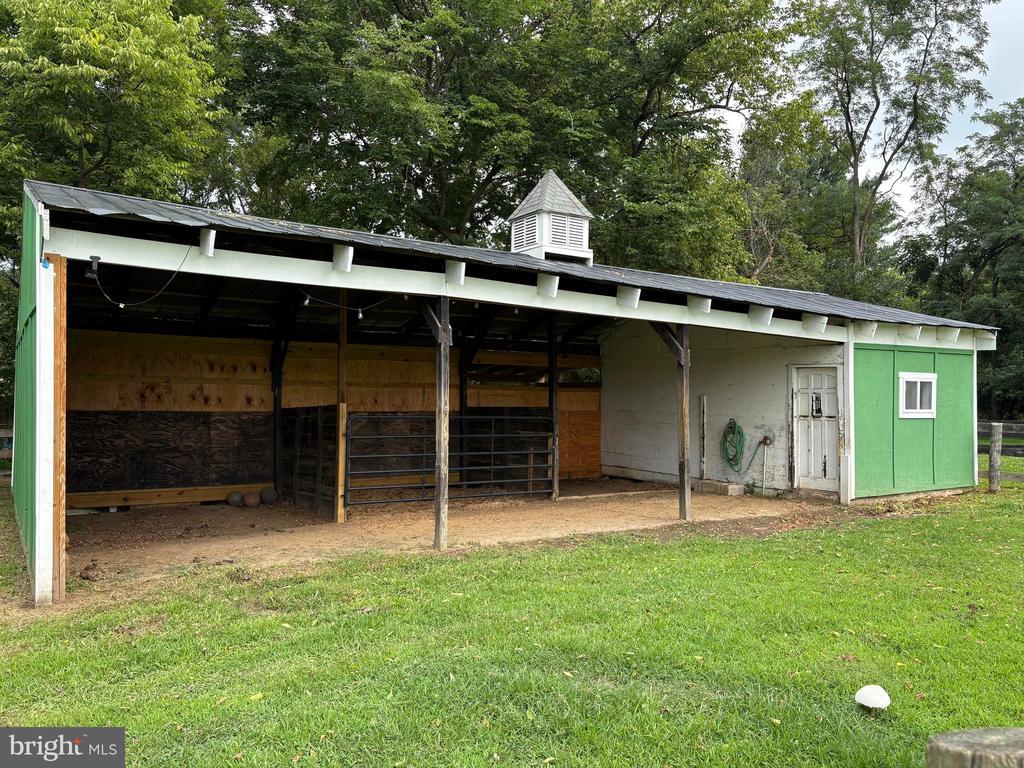 34994 WILLIAMS GAP ROAD