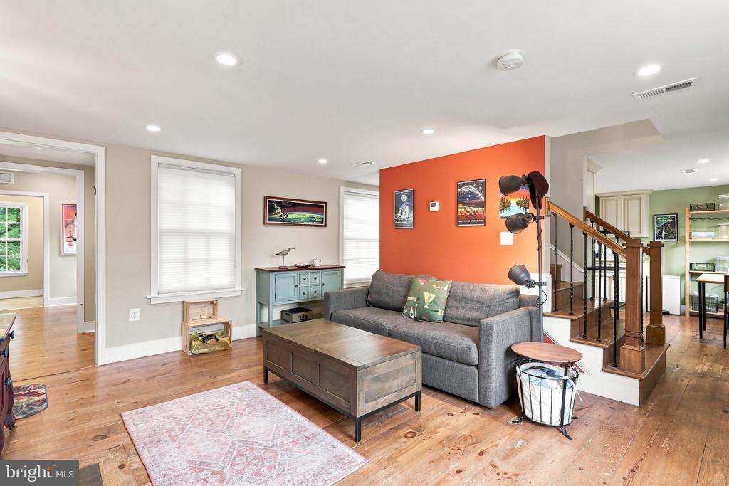34141 SNICKERSVILLE TURNPIKE