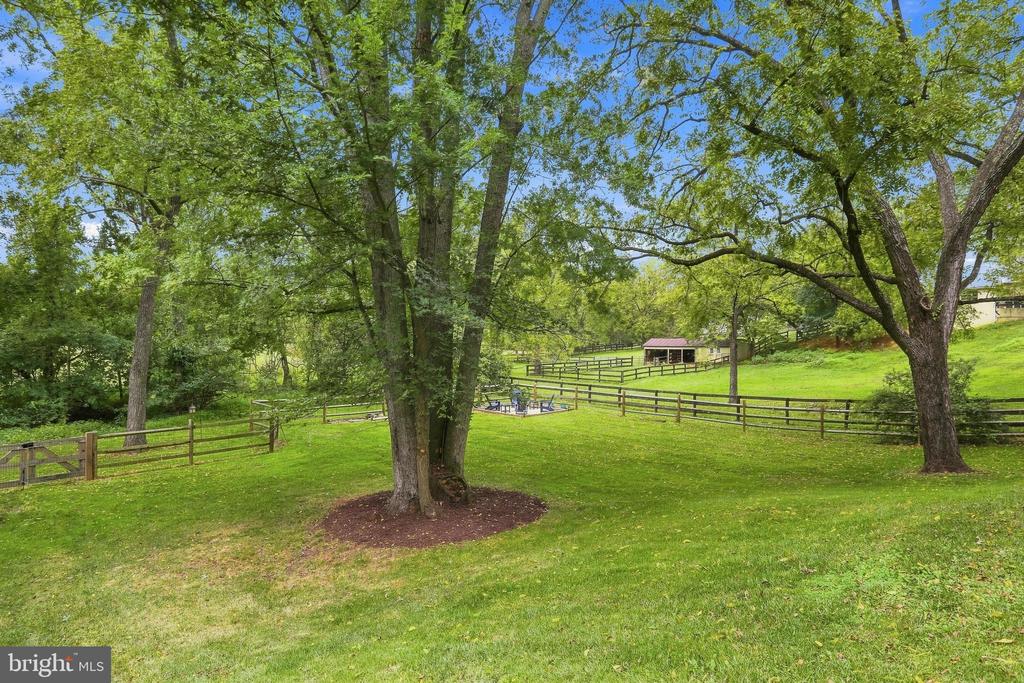 34141 SNICKERSVILLE TURNPIKE
